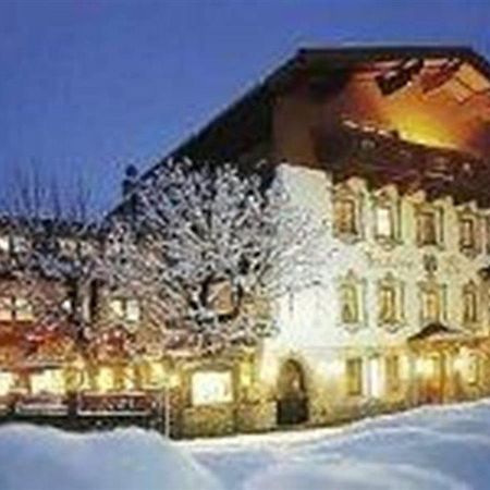 Alpin Hotel Traubenwirt Birgitz Exterior foto